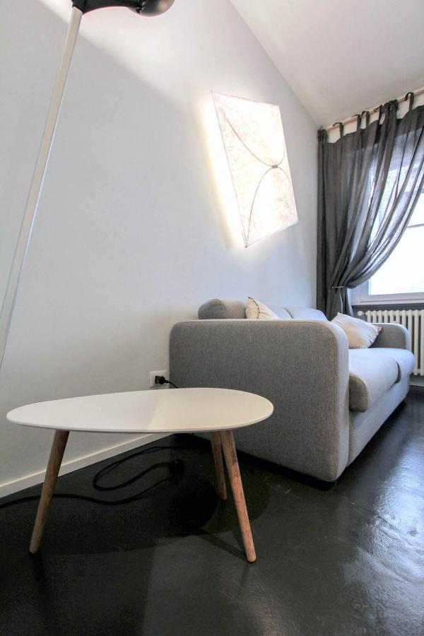 Stylish & Cosy House At Fair Apartment Milano Exterior foto